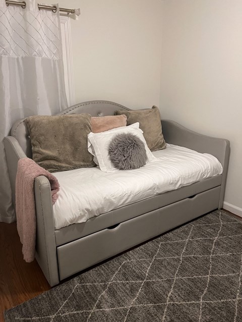 640 Myrtle Ave 3 Beds House for Rent - Photo Gallery 16