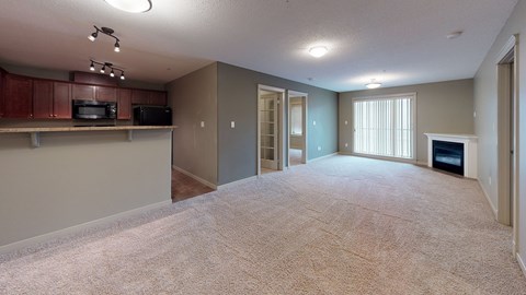 601 8535 Clearwater Drive 2 Beds House for Rent - Photo Gallery 4