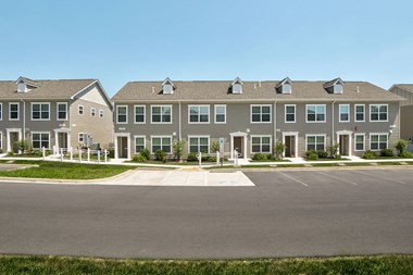 New Forge Crossing apartments