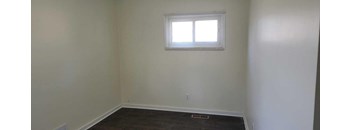 2/1 868 sqft