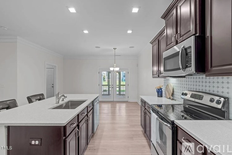 633 Democracy Street 3 Beds Single Family Home for Rent - Photo Gallery 11