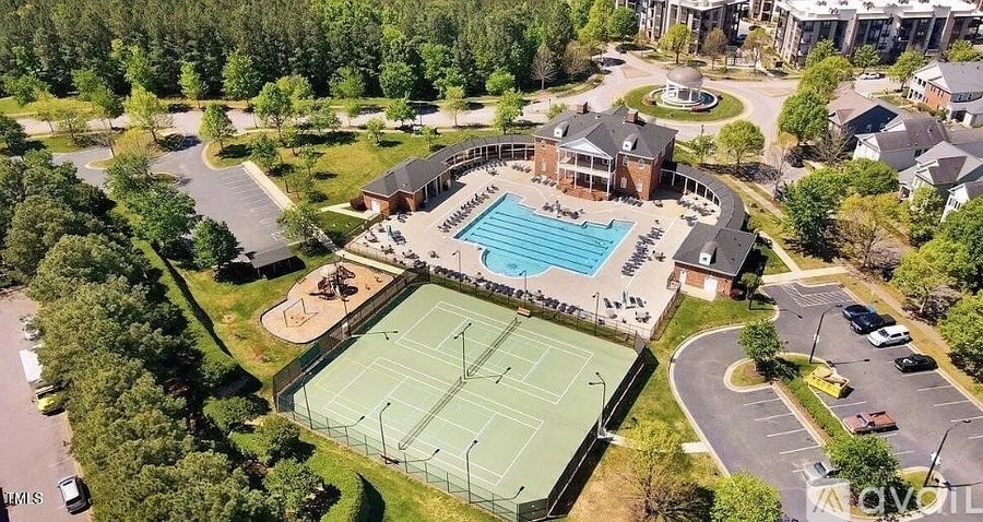 633 Democracy Street 3 Beds Single Family Home for Rent - Photo Gallery 3