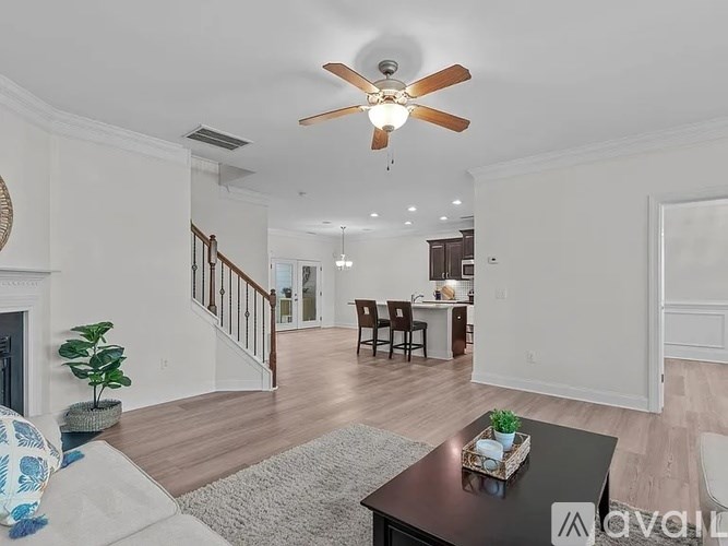 633 Democracy Street 3 Beds Single Family Home for Rent - Photo Gallery 6