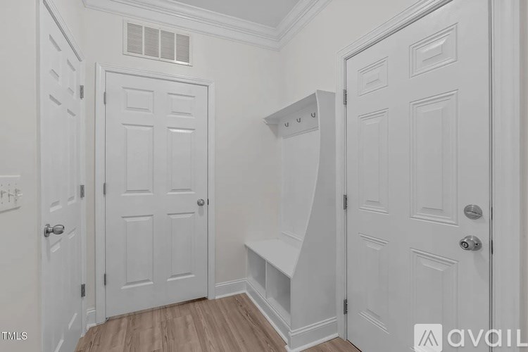 633 Democracy Street 3 Beds Single Family Home for Rent - Photo Gallery 7