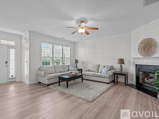 633 Democracy Street 3 Beds Single Family Home for Rent - Photo Gallery 8