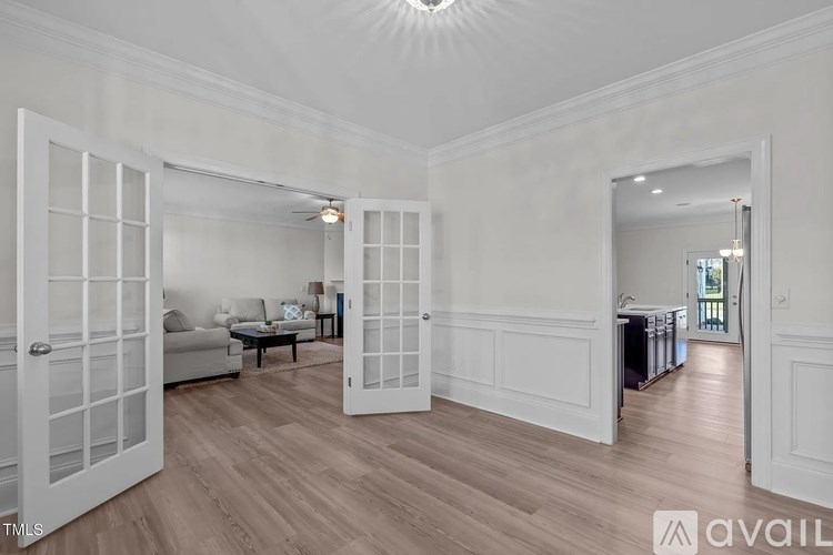 633 Democracy Street 3 Beds Single Family Home for Rent - Photo Gallery 10