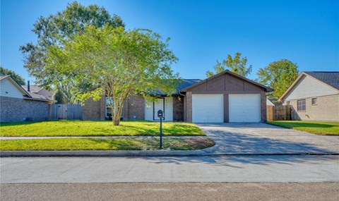 2701 Knoxville Drive 3 Beds Apartment for Rent