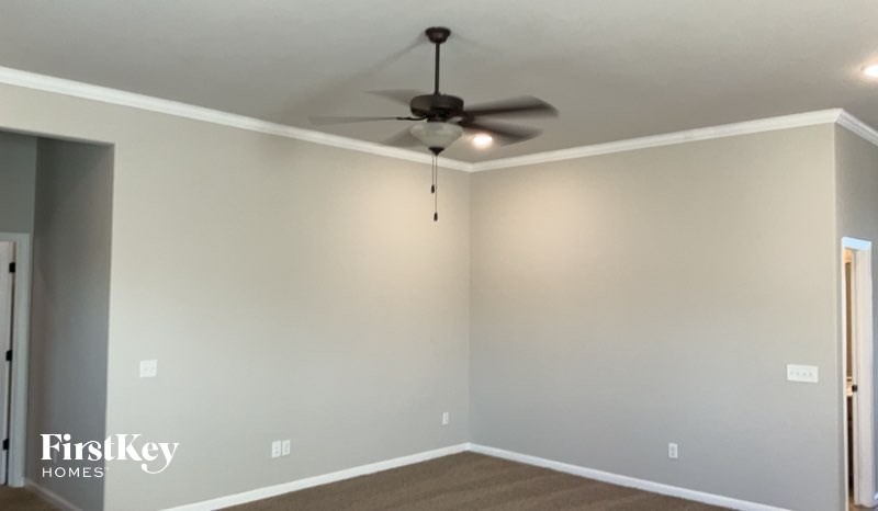 4233 NW 154th Street 4 Beds House for Rent - Photo Gallery 4