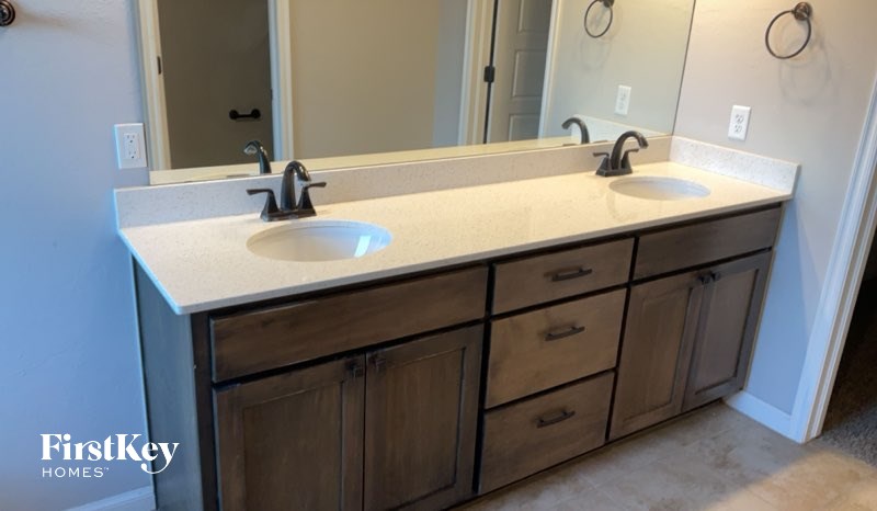 4233 NW 154th Street 4 Beds House for Rent - Photo Gallery 8