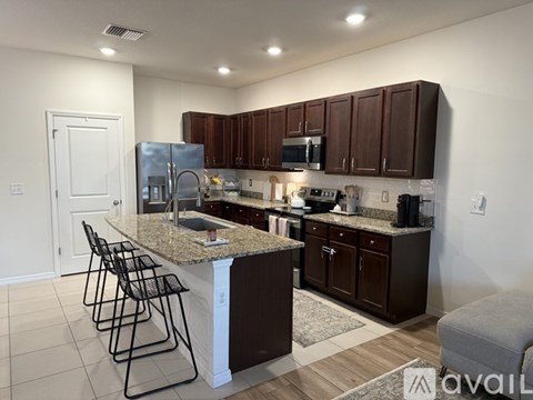 2707 Suncoast Blend Dr 3 Beds Apartment for Rent