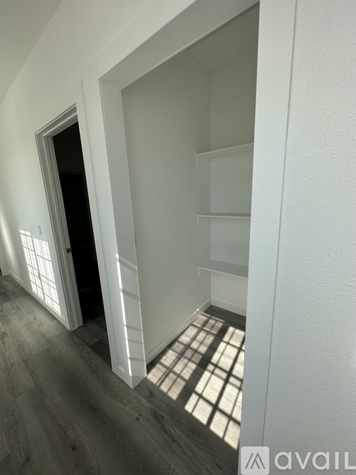 1734 West 85th Street 1 Apartment for Rent - Photo gallery 4