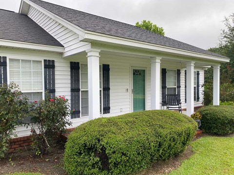 3123 Willow Creek Road 2 Beds Apartment for Rent