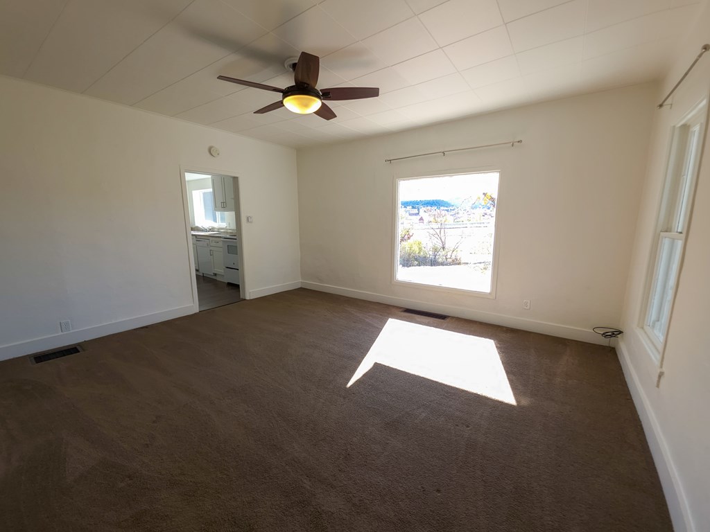 808 San Pedro 2 Beds House for Rent - Photo Gallery 16