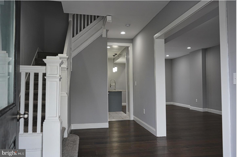 3722 Woodhaven Ave 4 Beds Apartment for Rent - Photo Gallery 3