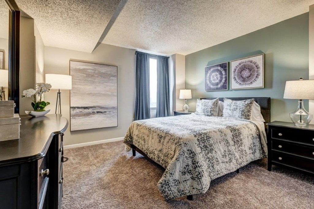 spacious bedrooms at the preserve at polo ridge apartments fl