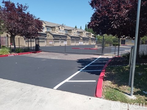 3739 Black Eagle Drive 2 Beds Apartment for Rent