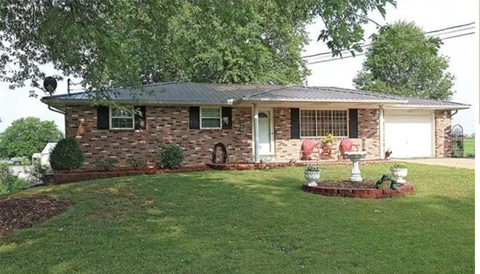 225 South West Lane 4 Beds Apartment for Rent