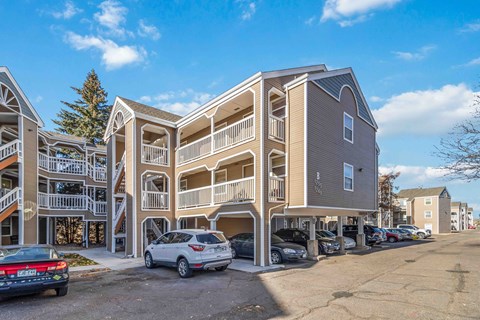 B201 2 Beds Apartment for Rent