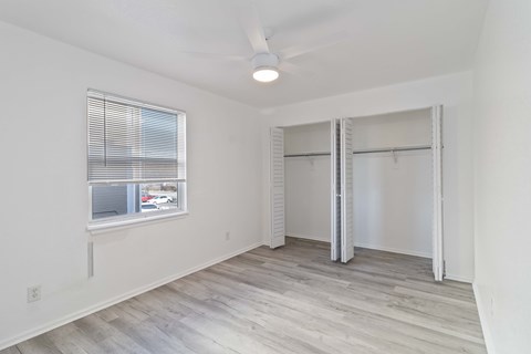 B201 2 Beds House for Rent - Photo Gallery 8