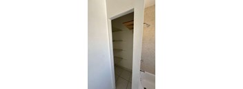 1 Bedroom, 1 Bathroom