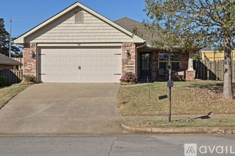 349 Dovington Drive 3 Beds Apartment for Rent