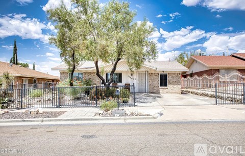 11749 Prado Del Sol Dr 4 Beds Apartment for Rent