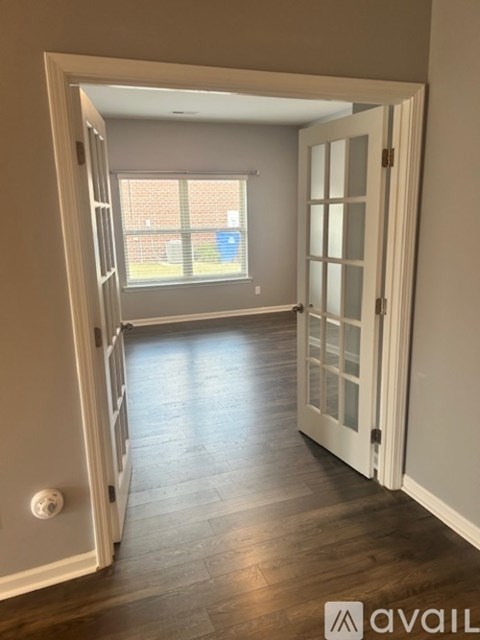 22640 Regent Drive 4 Beds Apartment for Rent