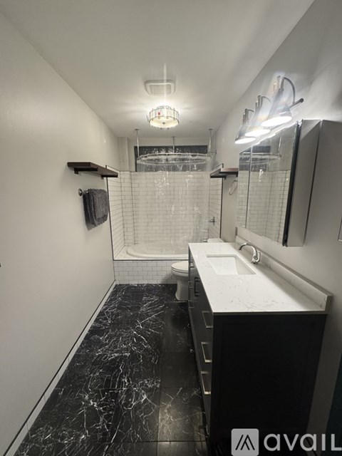 417 South Main Street 1 Bed Condo for Rent - Photo Gallery 9