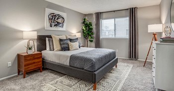 10380 Conser St 1-3 Beds Apartment for Rent - Photo Gallery 4