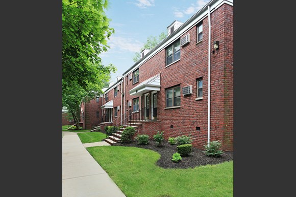 Skyline Apartments, 20 Terrace Avenue, Hasbrouck Heights, NJ - RENTCafé