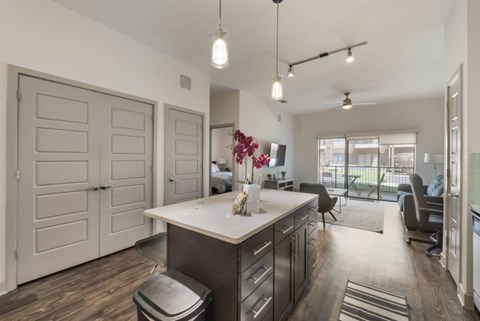 388 Greenhouse Dr, 4 Beds House for Rent - Photo Gallery 4