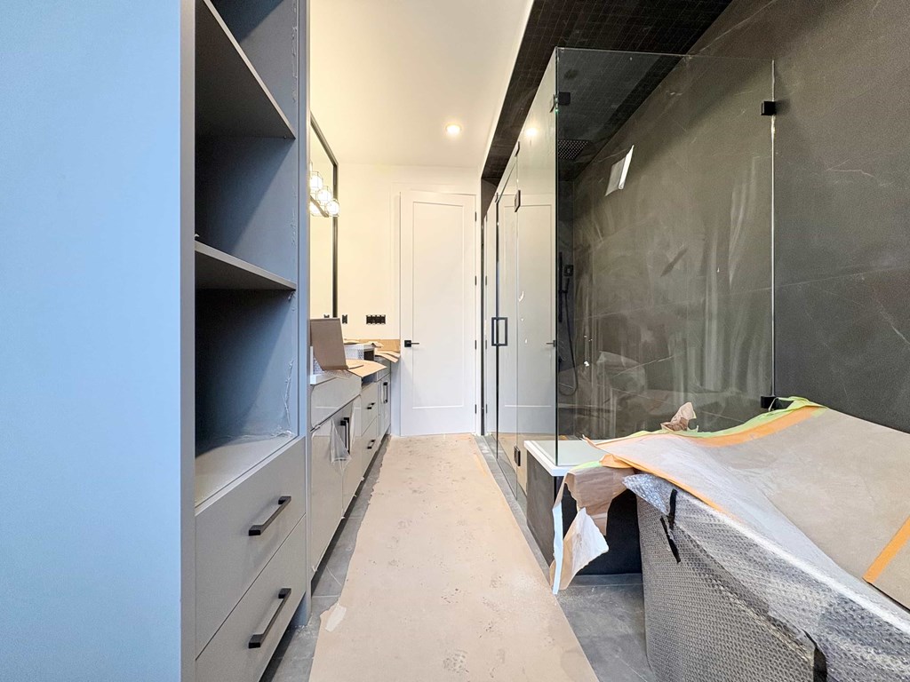 10101 Parkwood Drive 4 Beds House for Rent - Photo Gallery 8