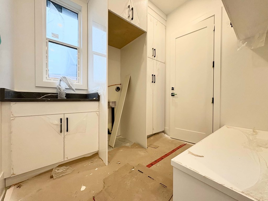 10101 Parkwood Drive 4 Beds House for Rent - Photo Gallery 10