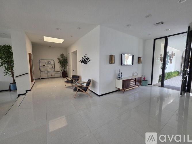 Source URL: https://prod-avail.s3.amazonaws.com/public_images/41716157/listing/20251114_101727.jpg