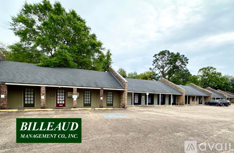 A building with the name Billeaud Management Co., Inc. on it.