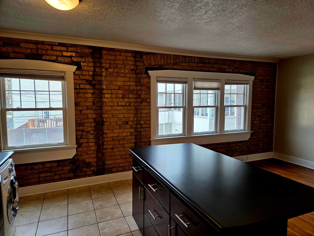 555 E 100 S #304 1 Bed House for Rent - Photo Gallery 13