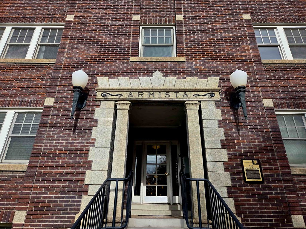 555 E 100 S #304 1 Bed House for Rent - Photo Gallery 20