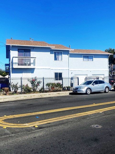 1300 Garvin Avenue Unit B 3 Beds Apartment for Rent