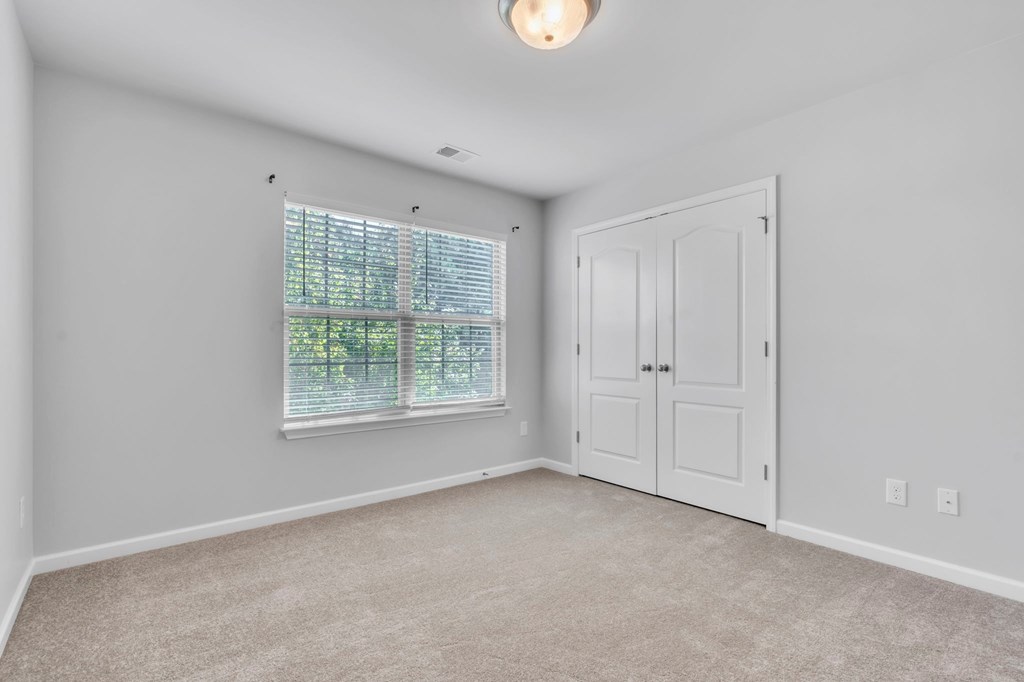 200 Ellis Mill Street 3 Beds House for Rent - Photo Gallery 7