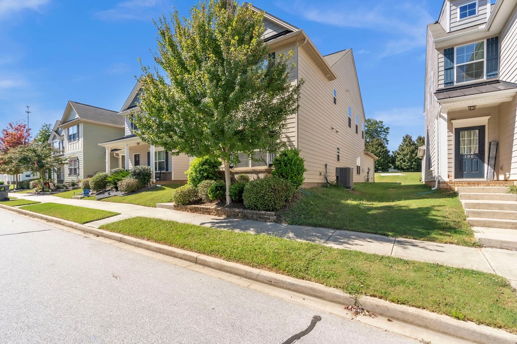 200 Ellis Mill Street 3 Beds House for Rent - Photo Gallery 38