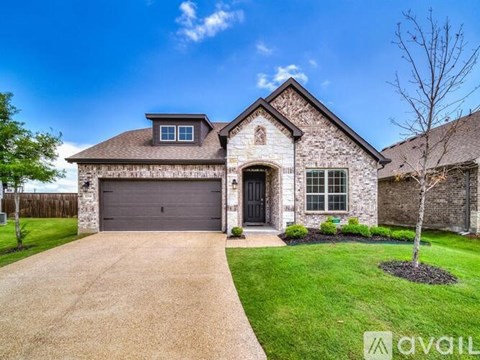 2218 Maplewood Drive 4 Beds Apartment for Rent