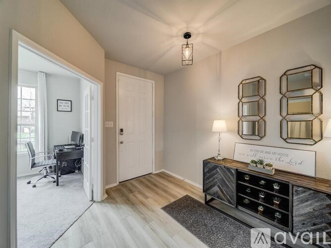 2218 Maplewood Drive 4 Beds Single Family Home for Rent - Photo Gallery 6