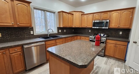 502 W Copperfield Dr 5 Beds Apartment for Rent