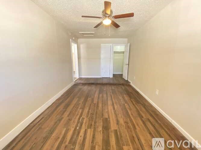 1708 E Dartmouth St 3 Beds Apartment for Rent - Photo Gallery 2