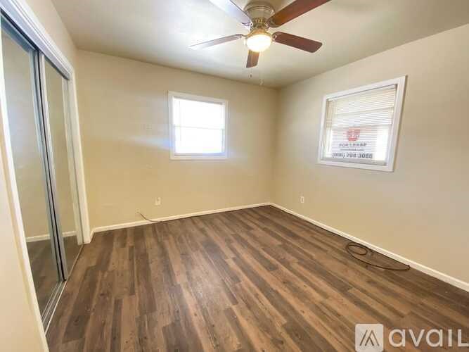 1708 E Dartmouth St 3 Beds Apartment for Rent - Photo Gallery 5