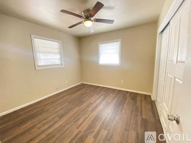 1708 E Dartmouth St 3 Beds Apartment for Rent - Photo Gallery 6