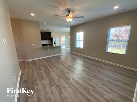 13232 Berkley Avenue 4 Beds Apartment for Rent