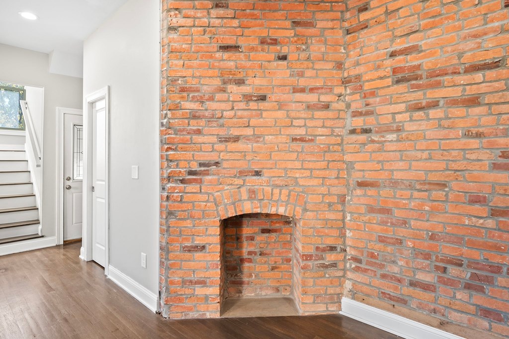 74 1/2 N Ohio Avenue 3 Beds House for Rent - Photo Gallery 56