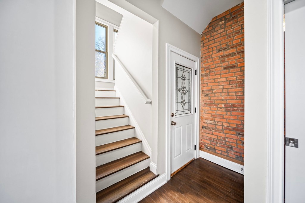 74 1/2 N Ohio Avenue 3 Beds House for Rent - Photo Gallery 42