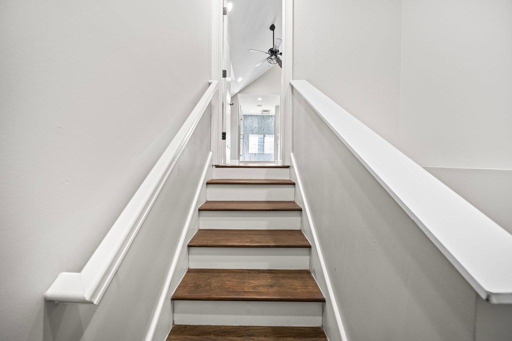 74 1/2 N Ohio Avenue 3 Beds House for Rent - Photo Gallery 12